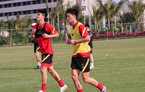 九游体育登录入口-2跳级国脚已驰援U23国足 朱辰杰主动拜访扬科维奇